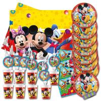 Partygeschirr im Kindergeburtstag Mickey Mouse Partyset XXL mit Papptellern, Pappbechern, Servietten, Tischtuch, Trinkhalme und Luftschlangen als Tischdekoration.