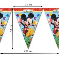 Großansicht des Mickey Mouse Motives der Wimpelkette für die Kindergeburtstag Mottoparty.