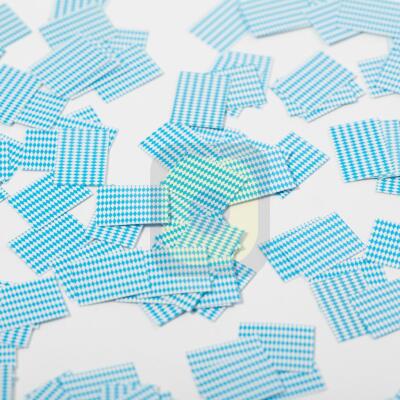 150 kleine Bayern Flaggen mit blau-weißen Rauten aus Kartonpapier