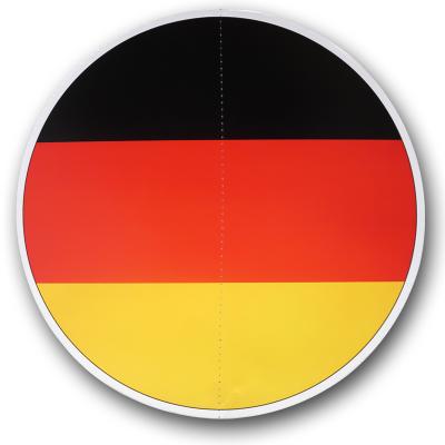 Großaufnahme des Dekohänger Deutschland Flagge 28 cm aus Karton.