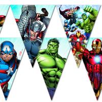 Ansicht aller Motive der Avengers-Wimpelkette mit...
