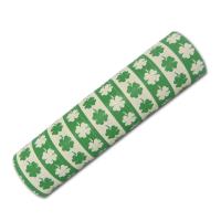Silvesterdeko Papier-Luftschlangen mit Kleeblatt Glücksbringer Motiven grün und weiß.