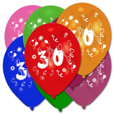 Luftballons in verschiedenen Farben und mit lustigen Zahl 30 Motiv für die Geburtstagsdeko zum Jubiläum.